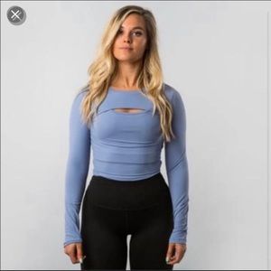Alphalete keyhole crop